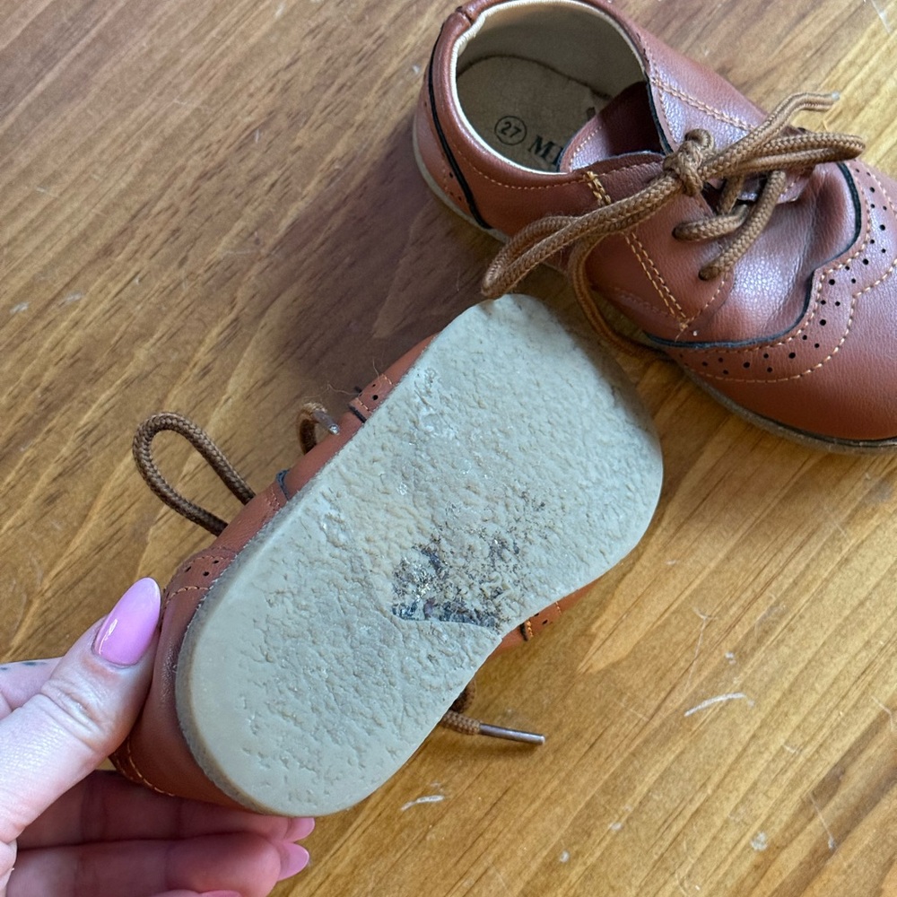 Classic Brown Toddler Dress Shoes - Picture 2 of 4